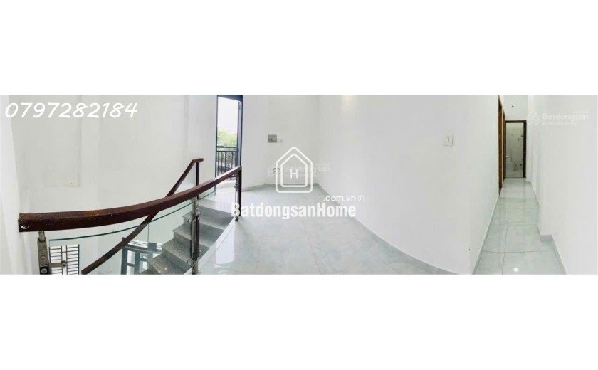 Bán nhà 2tầng ngay Lã Xuân Oai, DT 56m2, căn góc 2 mặt hẻm xe hơi thông 8m Long Trường, TP Thủ Đức